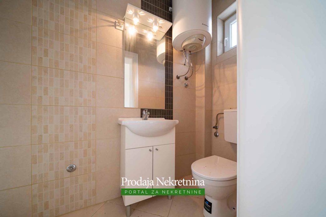 Two bedroom apartment for sale in Prcanj