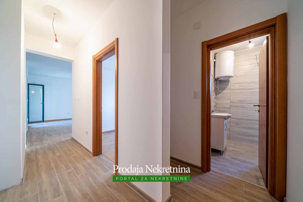 Apartment for sale in Dobrota