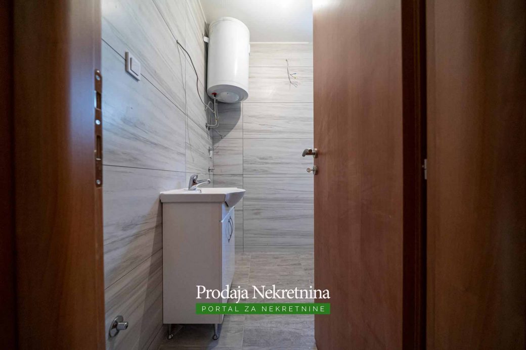 Apartment for sale in Dobrota