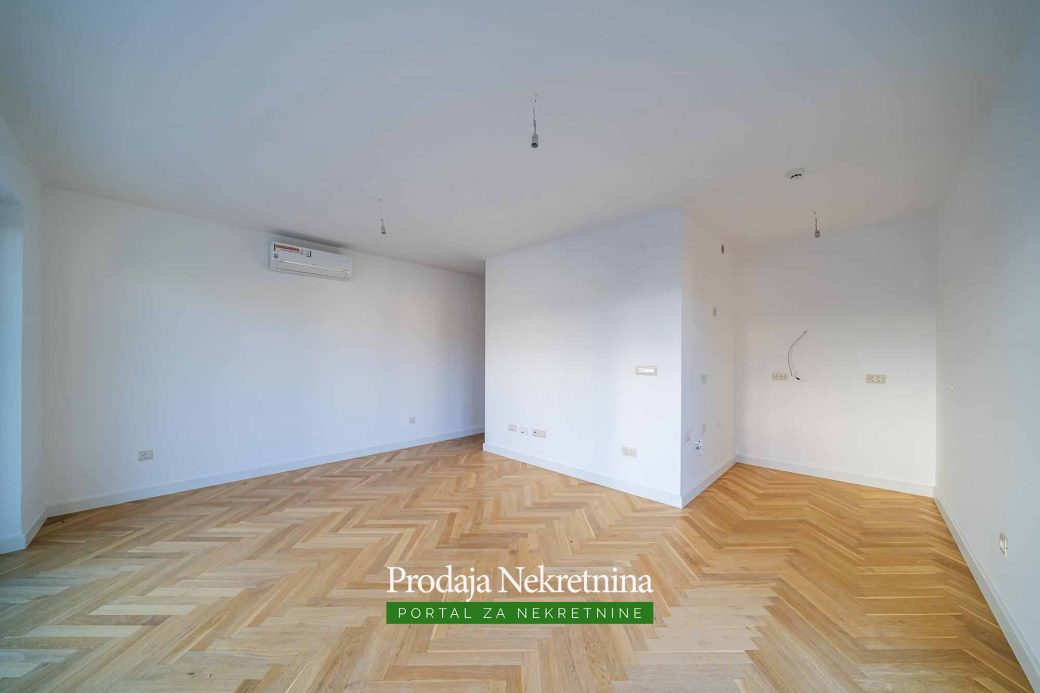 Two bedroom apartment for sale in Dobrota