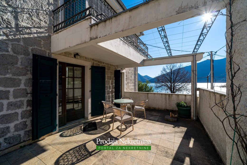 Apartment for sale in Bay of Kotor