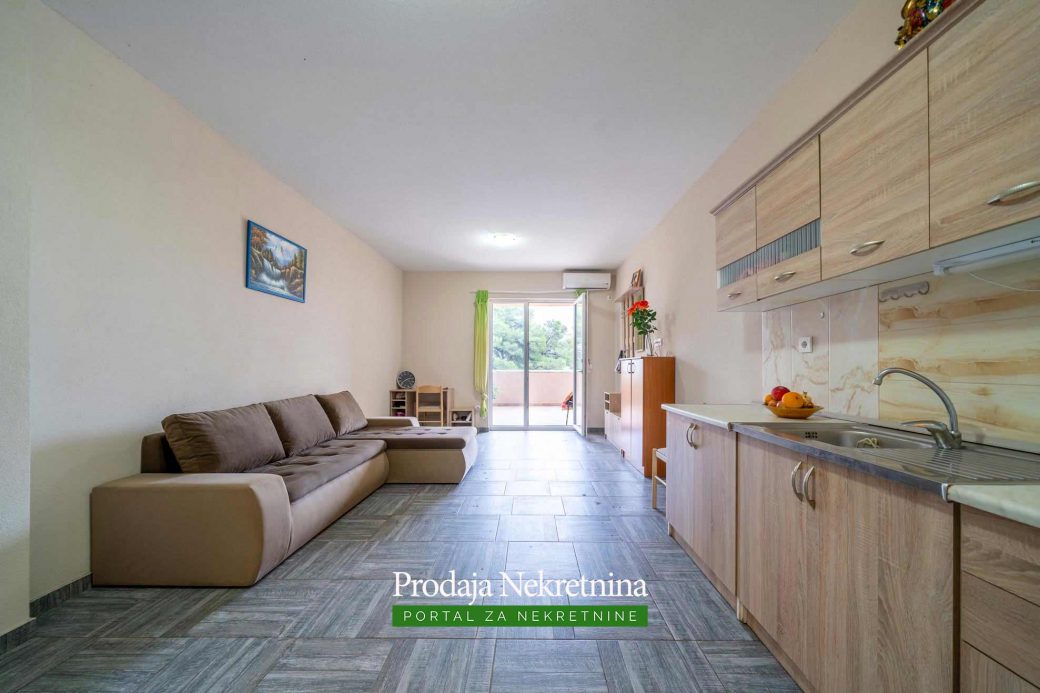 Studio apartment for sale in Tivat