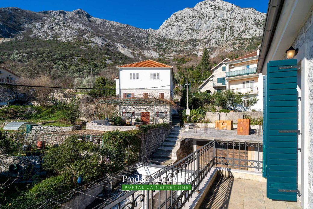 Apartment for sale in Bay of Kotor