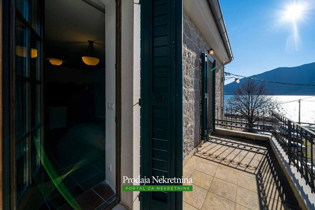 Apartment for sale in Bay of Kotor