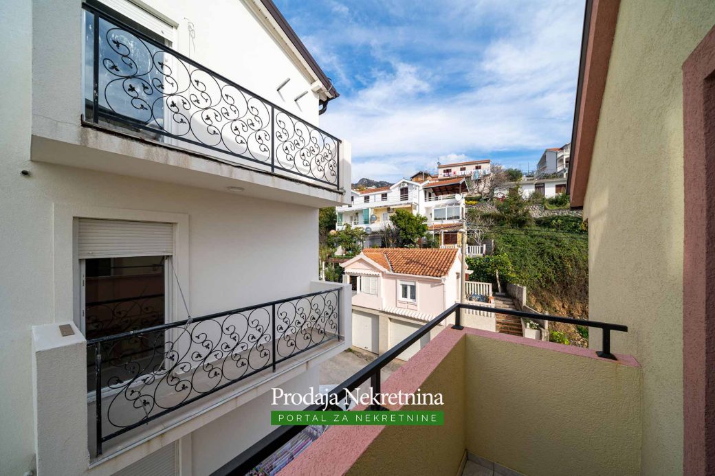 Two bedroom apartment for sale in Herceg Novi