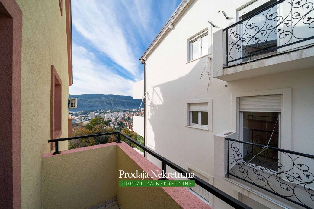 Two bedroom apartment for sale in Herceg Novi