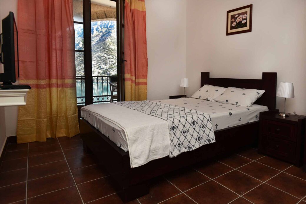 Two bedroom apartment in Kotor Bay