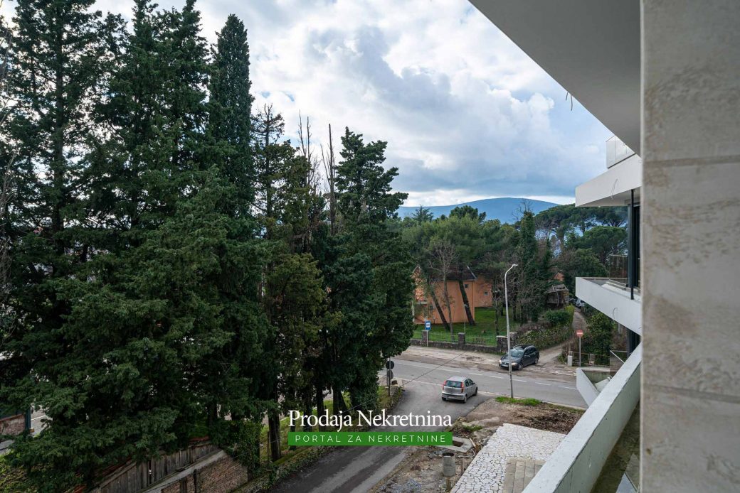 Two bedroom apartment for sale in Tivat