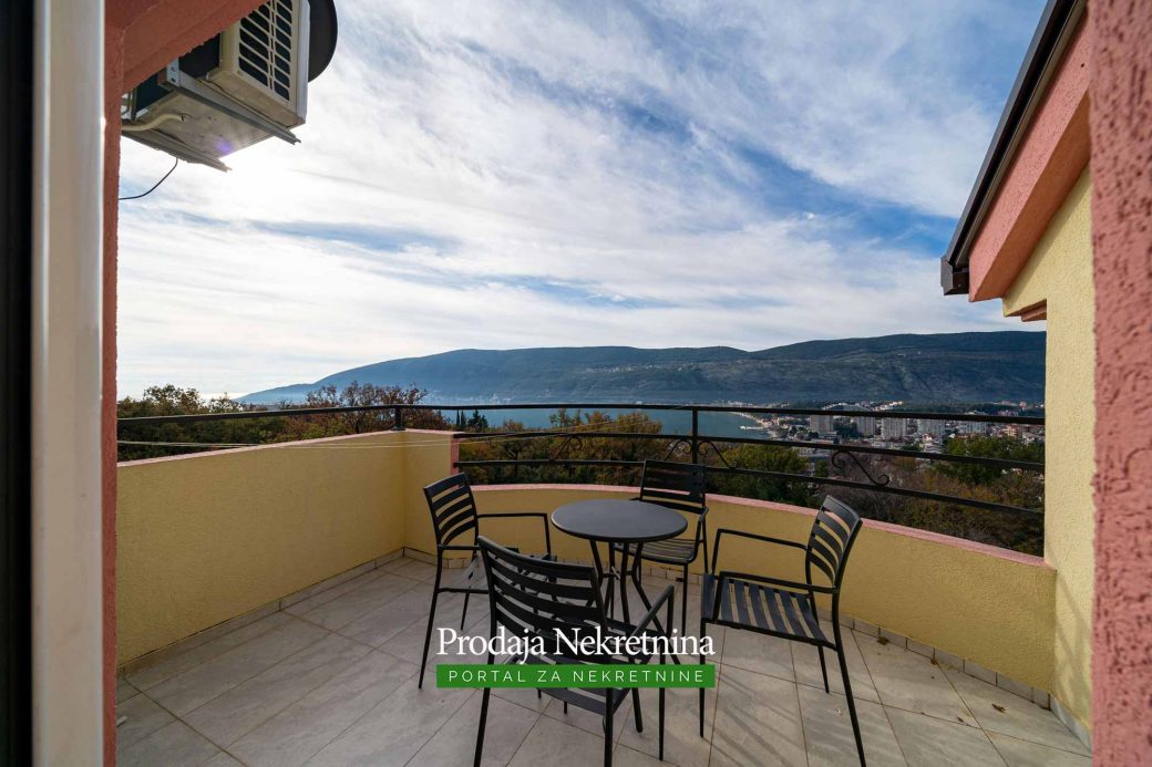 Condo for sale in Herceg Novi