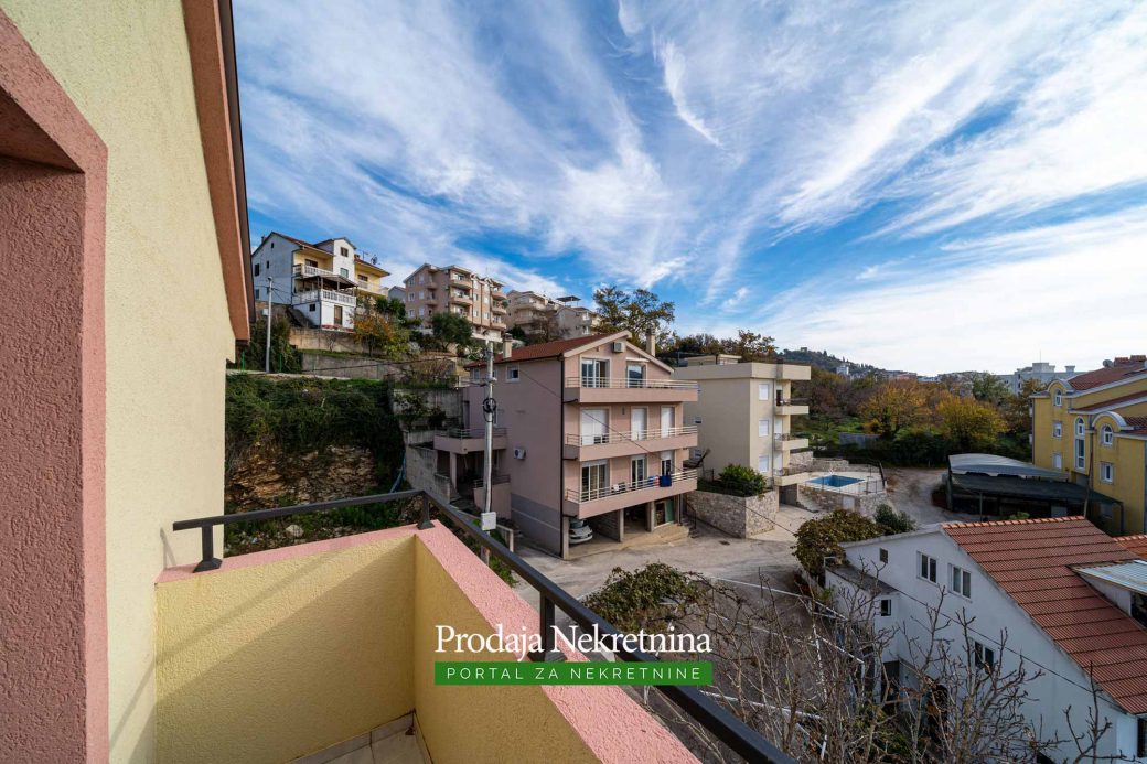 Condo for sale in Herceg Novi