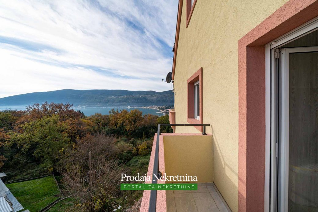 Condo for sale in Herceg Novi