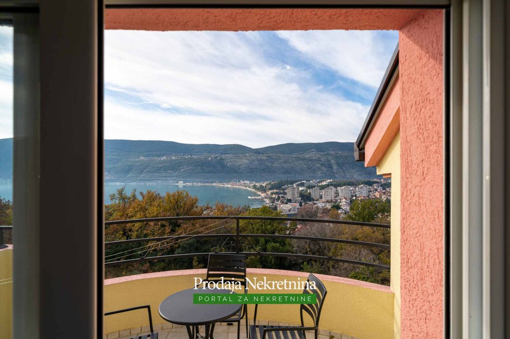 Condo for sale in Herceg Novi