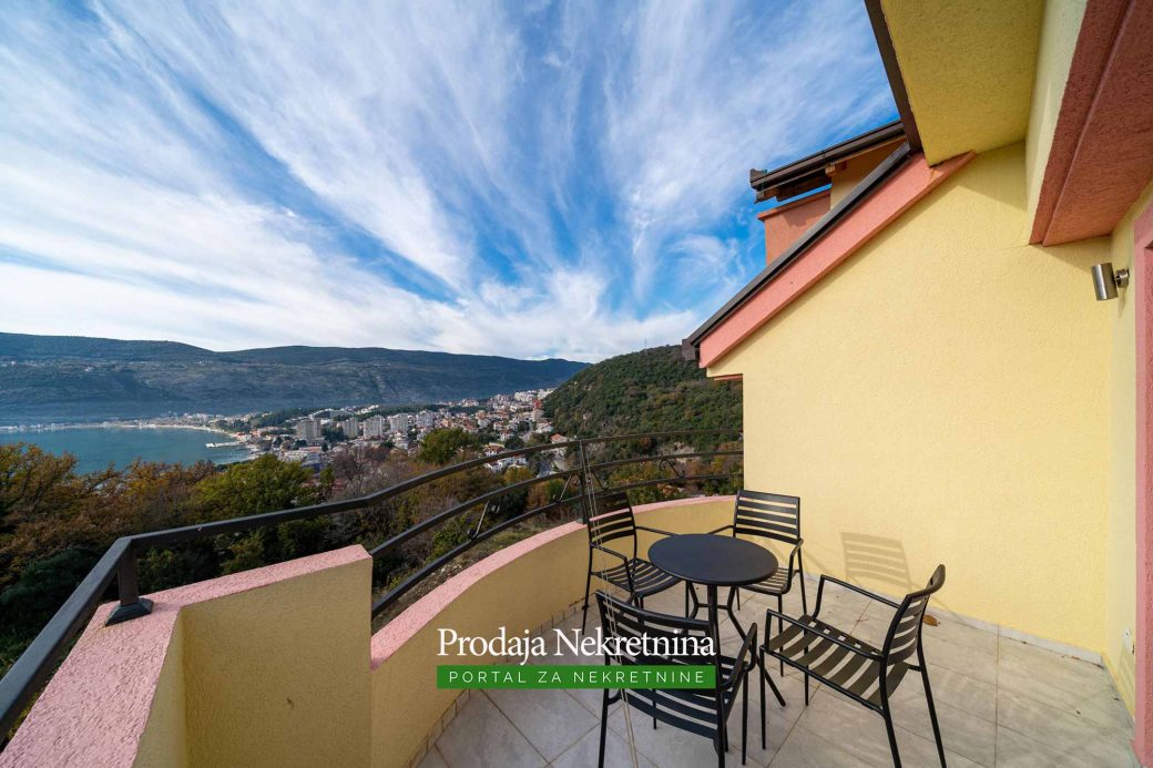 Condo for sale in Herceg Novi