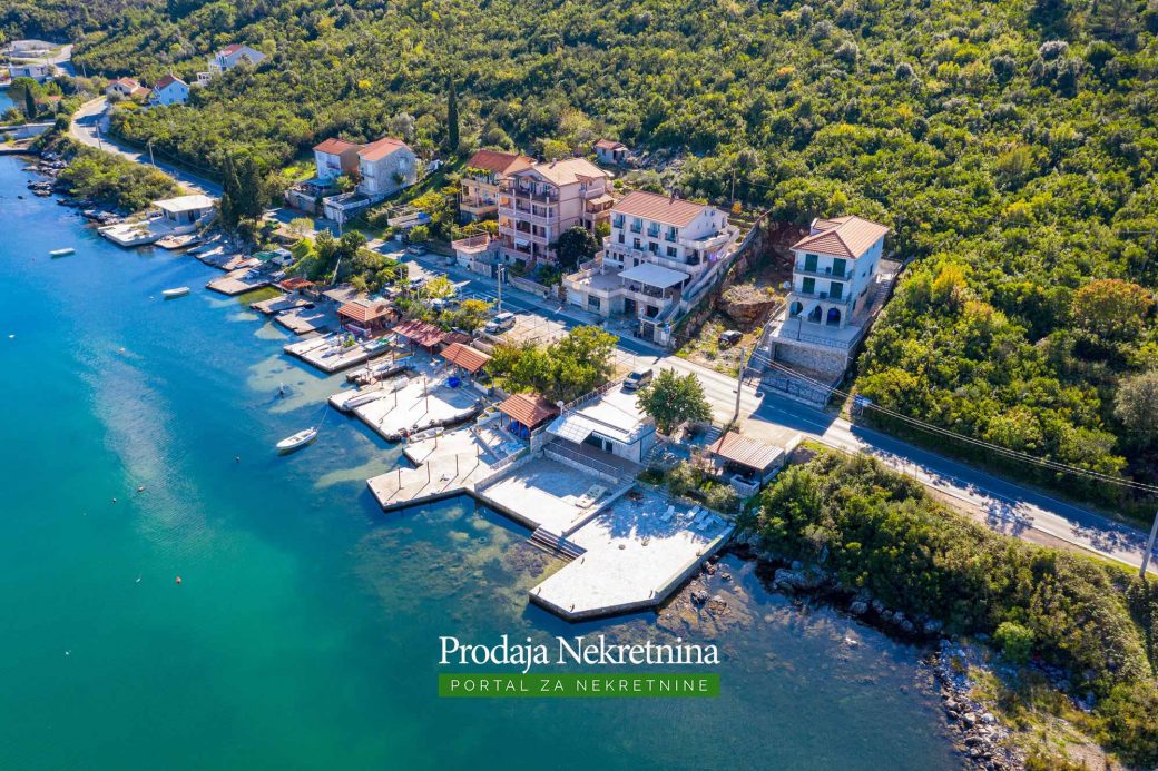 Hotel for sale in Tivat Bay