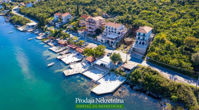 Hotel for sale in Tivat Bay