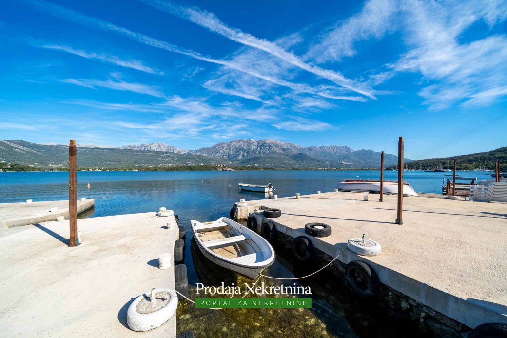 Hotel for sale in Tivat Bay