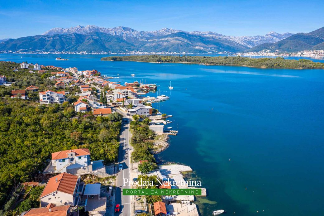 Hotel for sale in Tivat Bay