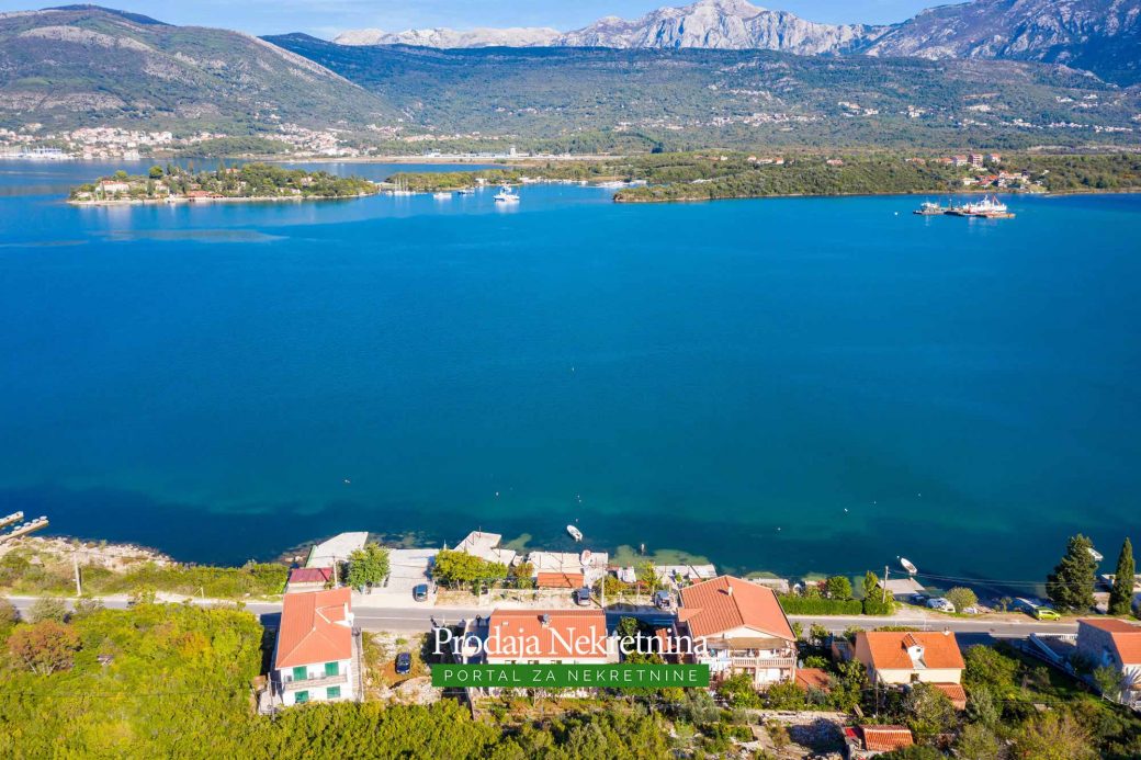 Hotel for sale in Tivat Bay