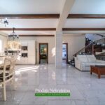 House for sale in Tivat Bay