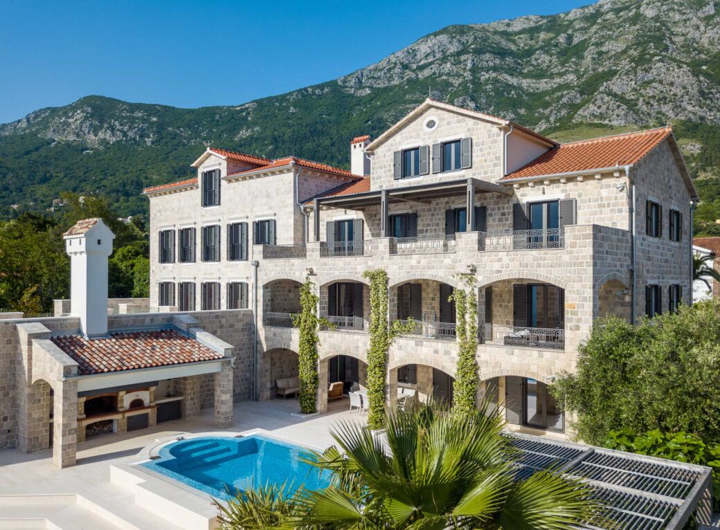 Luxury villa for sale in Bay of Kotor