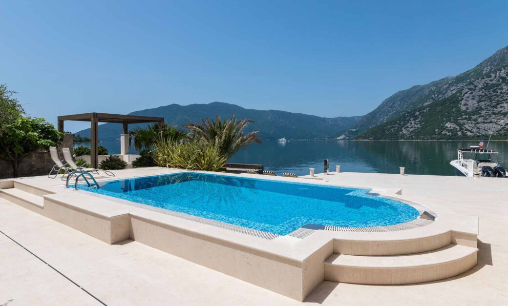 Luxury villa for sale in Bay of Kotor