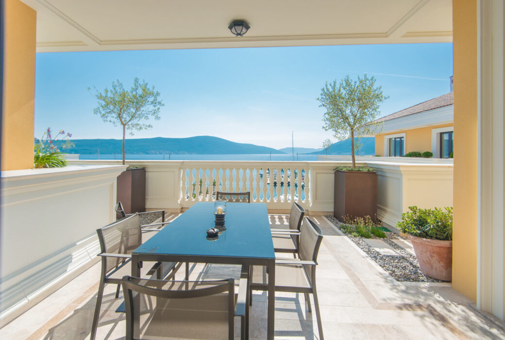 Luxury penthouse for sale in Tivat