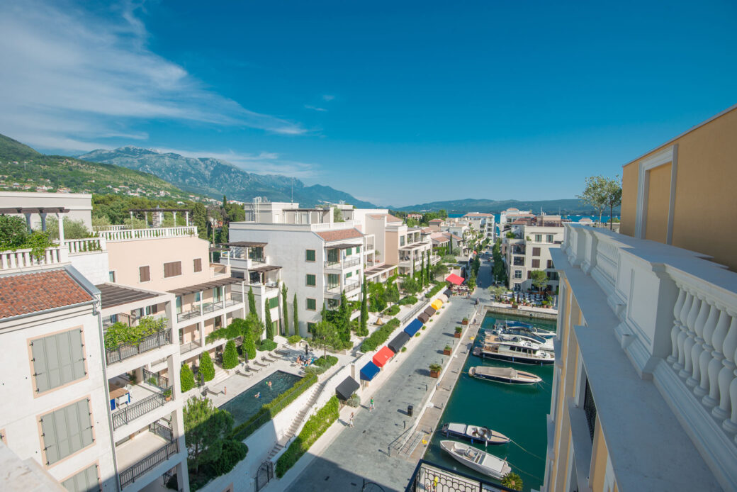 Luxury penthouse for sale in Tivat