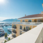 Prodaje se penthouse apartman u Porto Montenegro