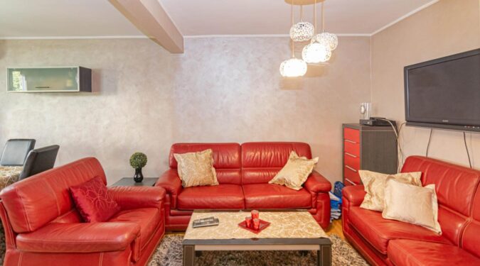 Apartment for sale in Dobrota