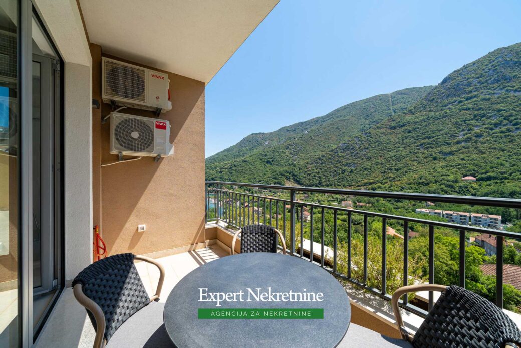 Penthouse for sale in Bay of Kotor