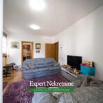 Prodaje se jednosoban apartman u Tivtu