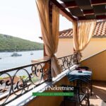 Stone house for sale in Bigovo