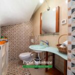 Stone house for sale in Bigovo