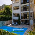 House with swimming pool for sale in Kotor Bay