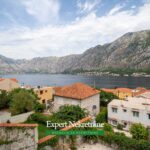 House with swimming pool for sale in Kotor Bay