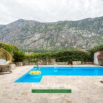 House with swimming pool for sale in Kotor Bay