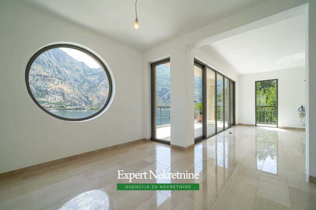 Villa for sale in Bay of Kotor