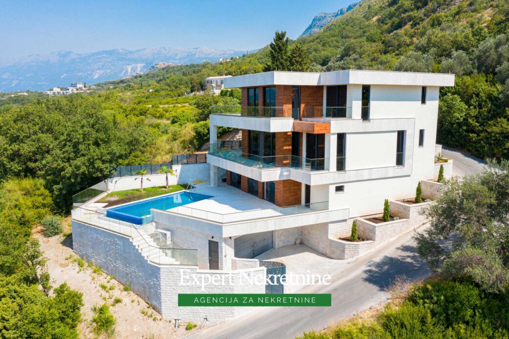 Luxury villa for sale in Budva Riviera