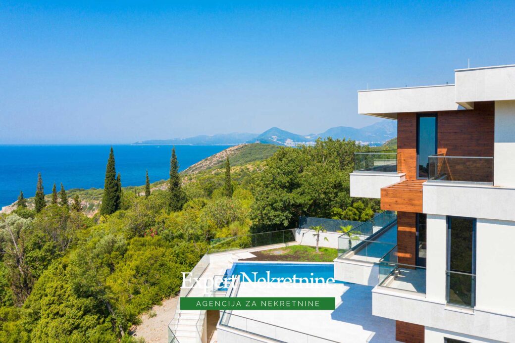 Luxury villa for sale in Budva Riviera