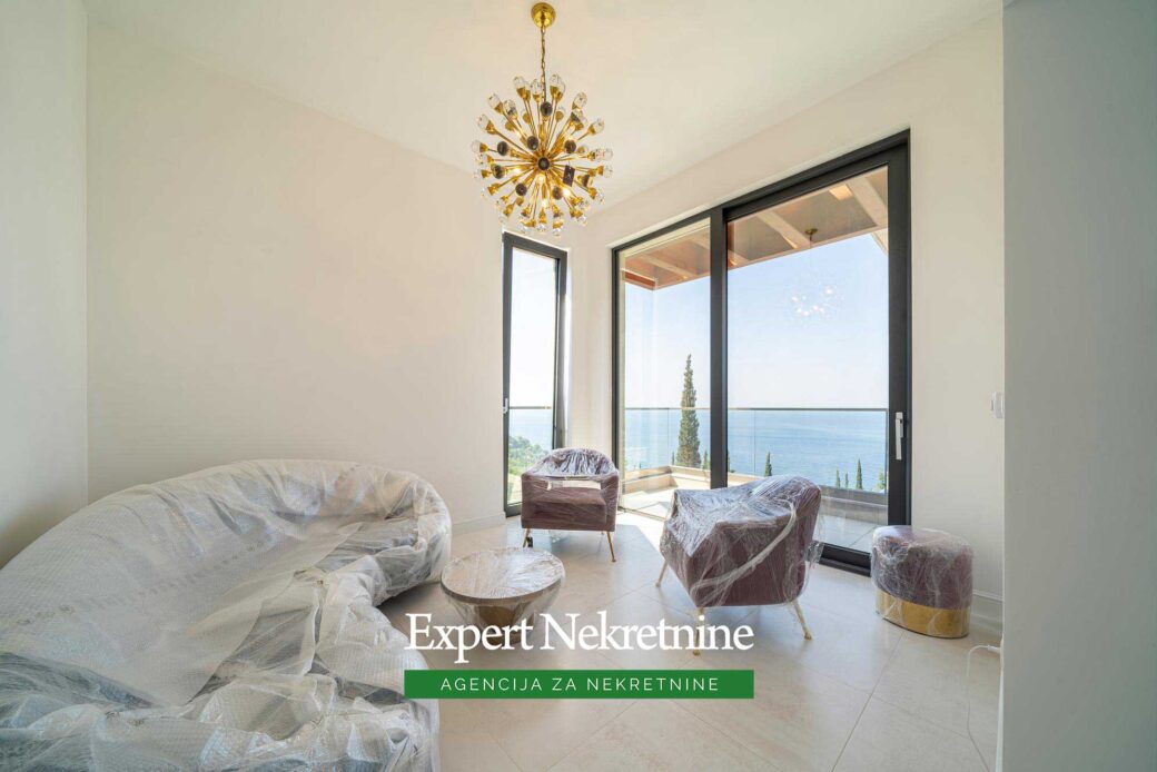 Luxury villa for sale in Budva Riviera