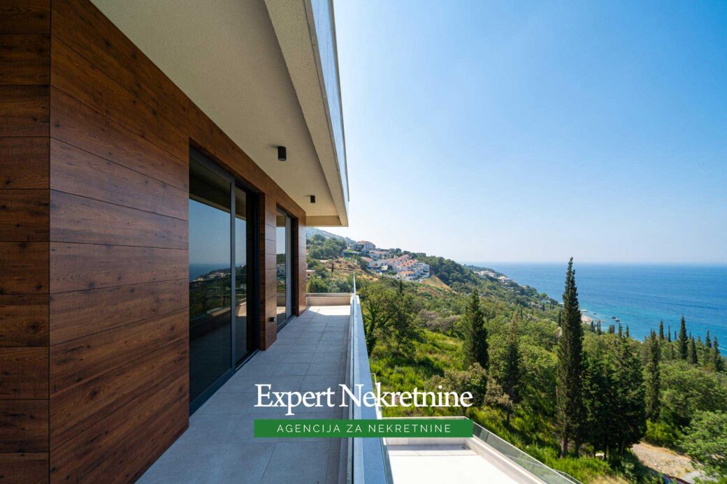 Luxury villa for sale in Budva Riviera