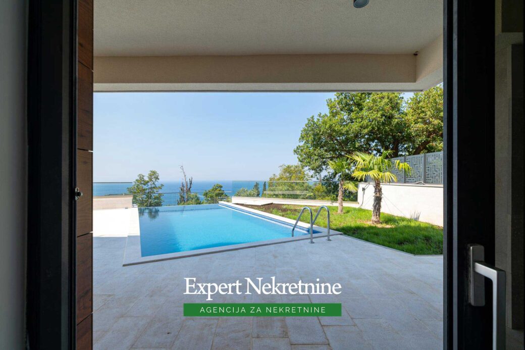 Luxury villa for sale in Budva Riviera