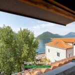 Stone house for sale in Perast