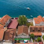 Stone house for sale in Perast