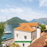 Stone house for sale in Perast