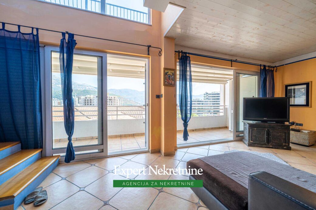 Duplex apartment for sale in Budva