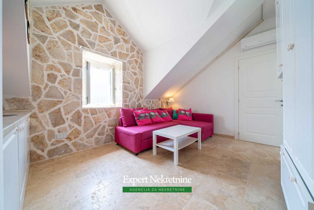 Waterfront stone house for sale in Perast