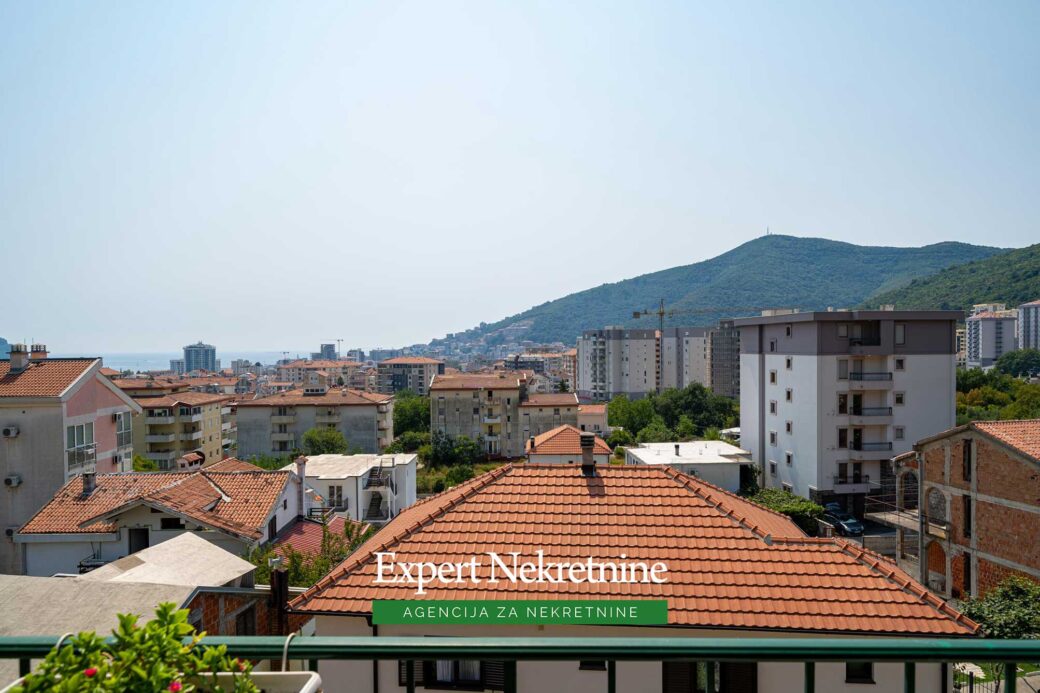 Apartment for sale in Budva