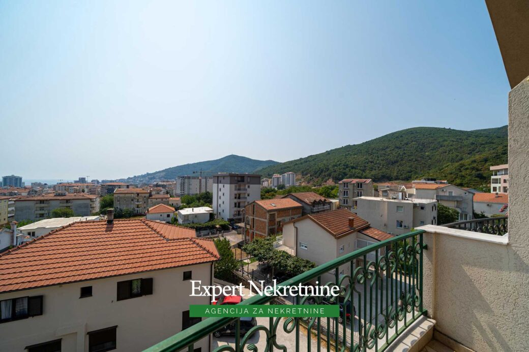 Apartment for sale in Budva