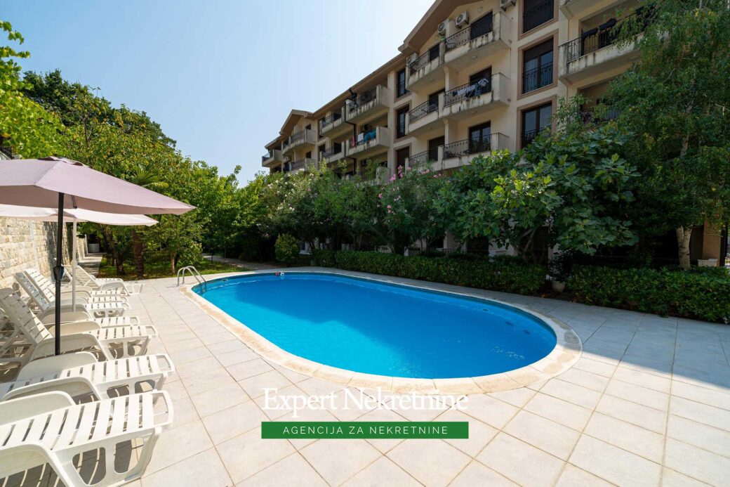 Apartment for sale in Budva